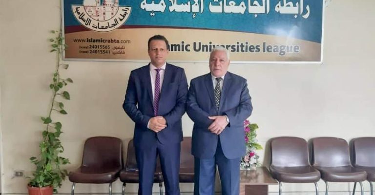 الأمين العام لرابطة الجامعات الإسلامية يستقبل السيد رئيس الجامعة
